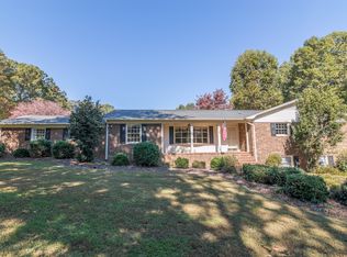 1437 E Allred St, Asheboro, NC 27203