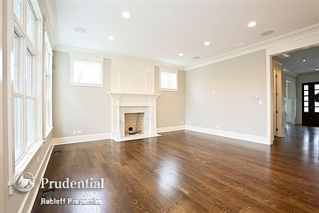 3rd image of 610 N Grant St