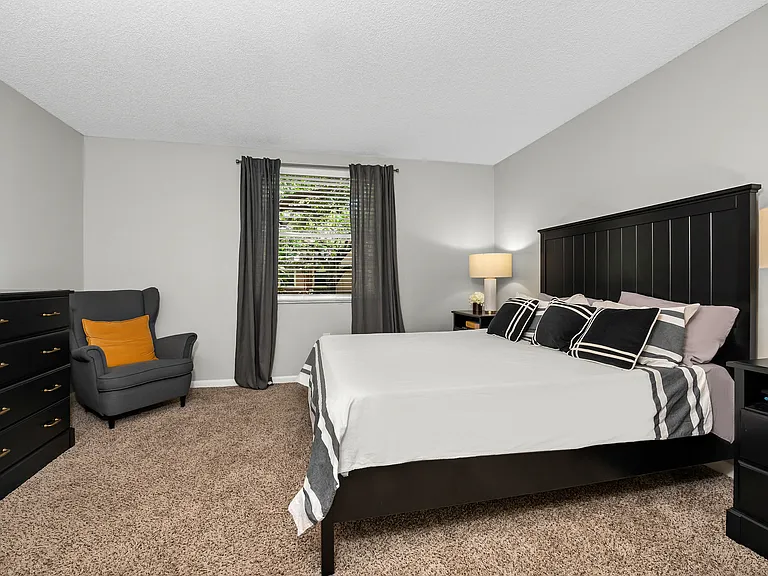 Pembroke Pines Landings Apartments — Photo 32