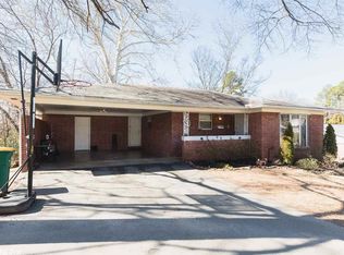 10 Flag Rd, Little Rock, AR 72205