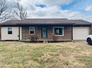 2877 Terri Ln, Newburgh, IN 47630