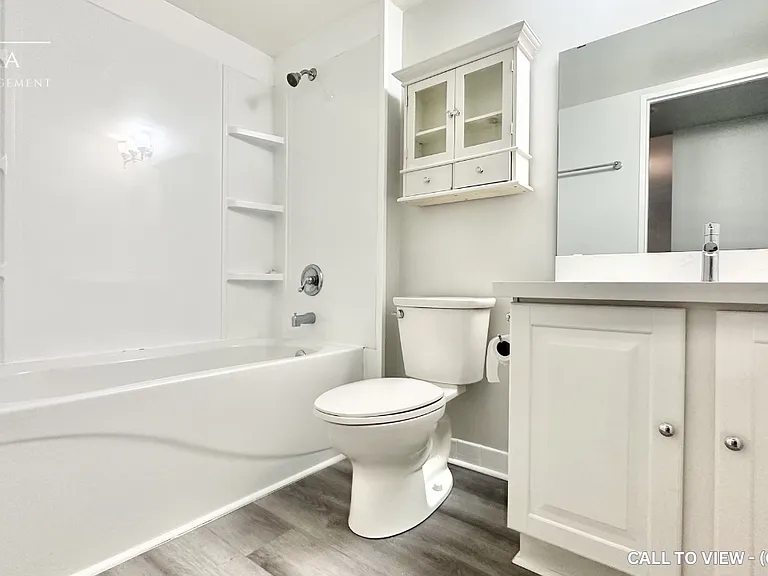 705 King St W #1501 — Photo 9