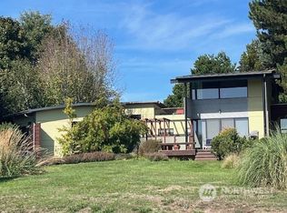 410 Eagle Cove Dr, Friday Harbor, WA 98250