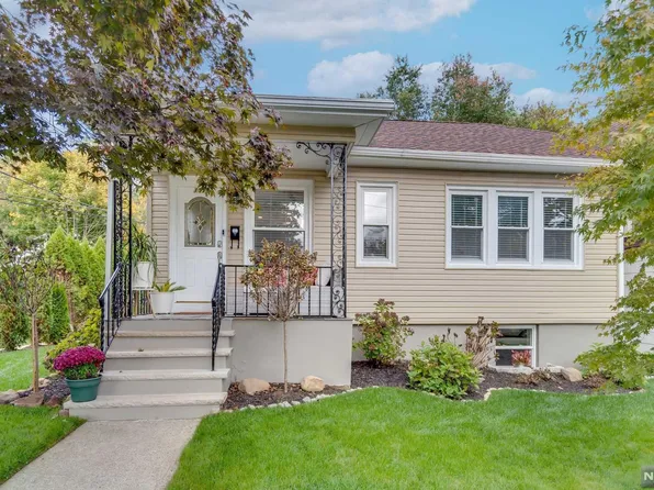 117 Lake St, Bergenfield, NJ 07621