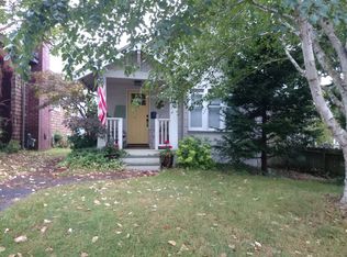 2207 3rd Ave W, Seattle, WA 98119