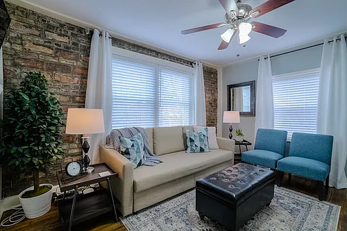 3811 Mercier St #103 Photo 1