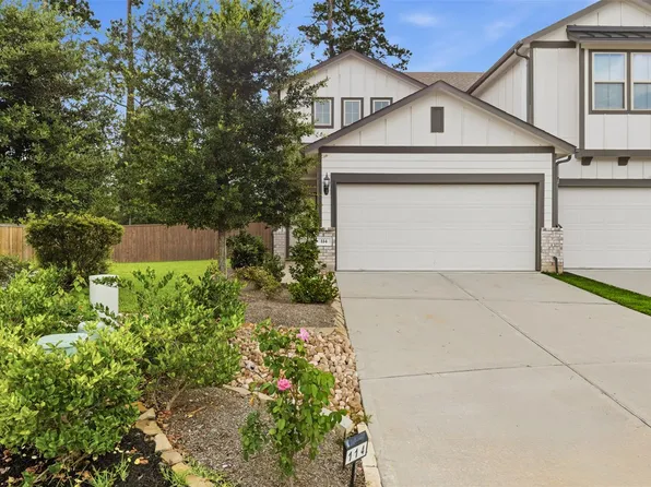114 Skyshine Ct, Conroe, TX 77304