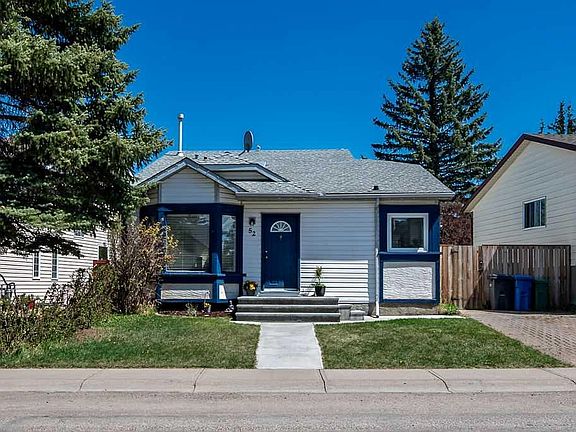 2nd image of 52 W Hunters Cres