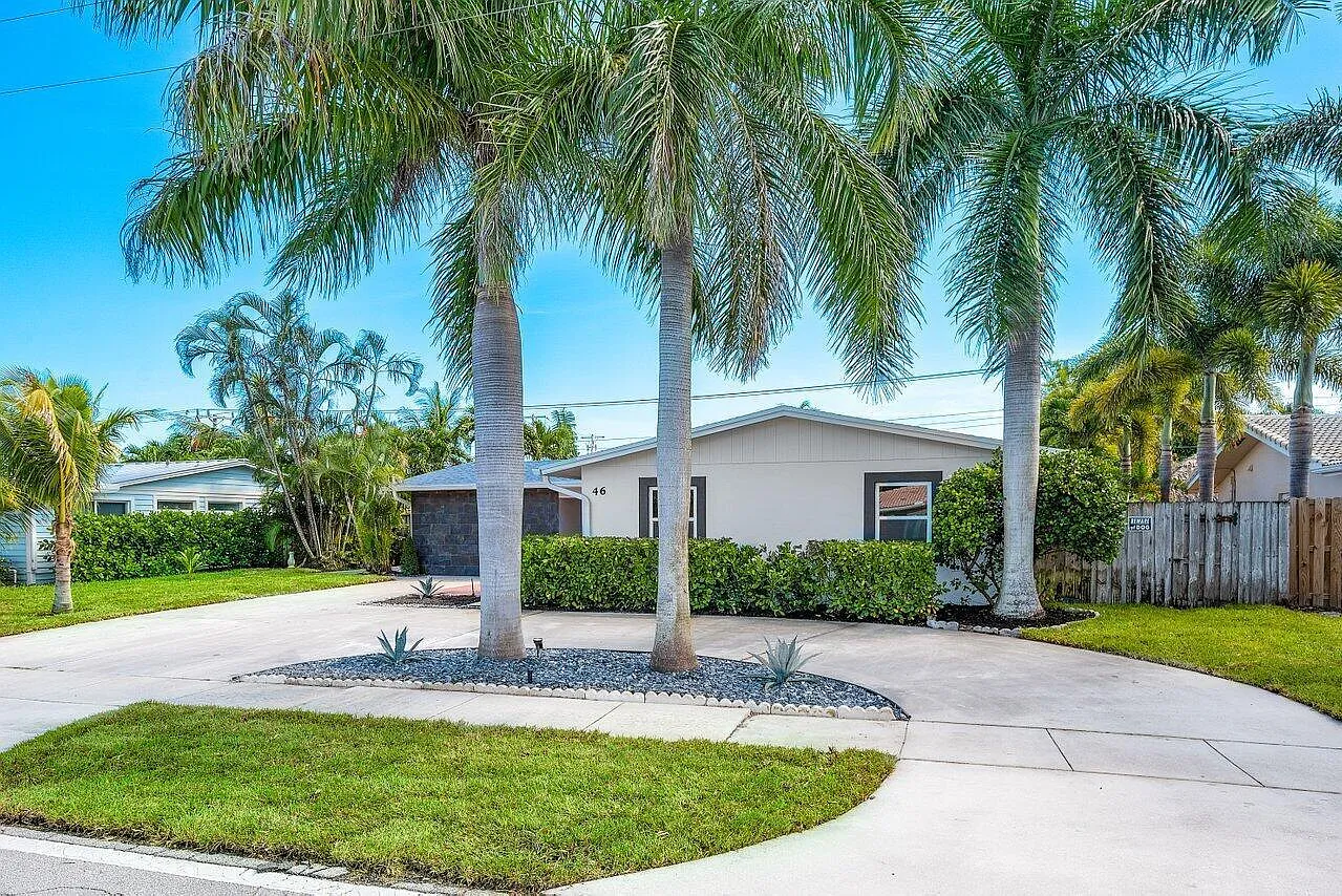 3 bed, 3.5 bath, 2046 sqft, $6,900 — Photo 3