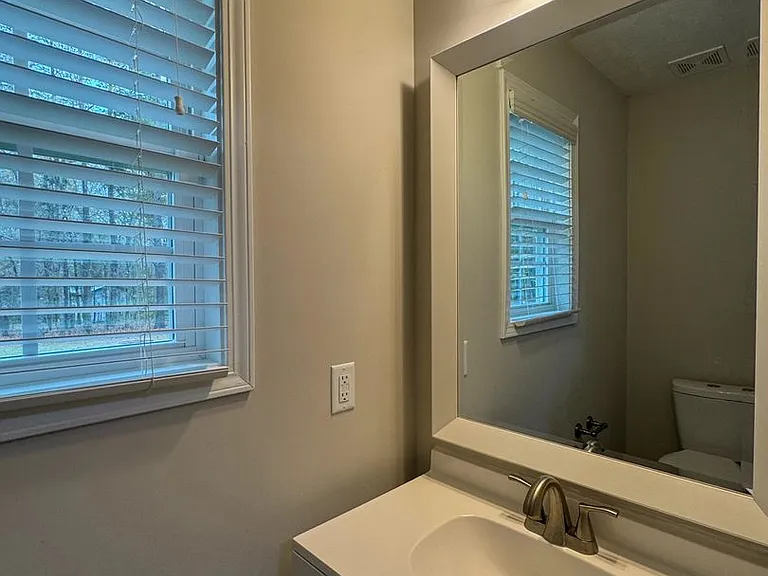 761 Sunset Lake Rd — Photo 10