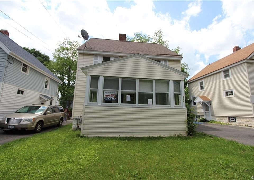 1st image of 228 Arlington Ave