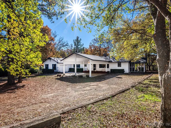 35032 E 1450th Rd, Konawa, OK 74849