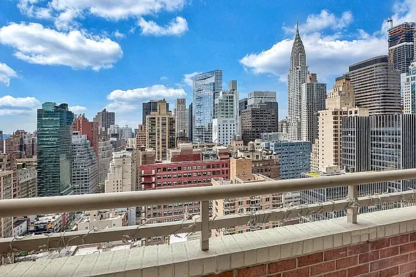 Rented by Corcoran | media 6