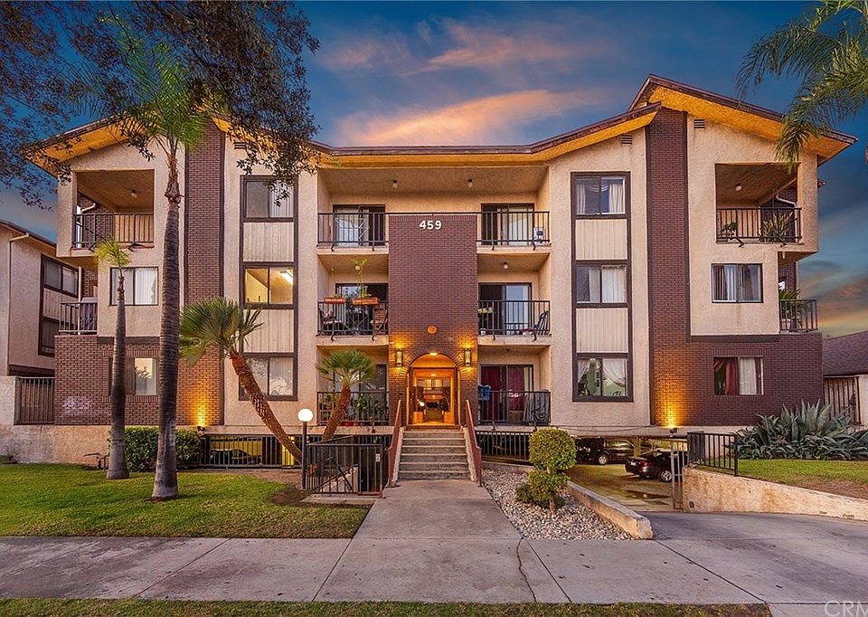 1st image of 463 Vine St APT 208