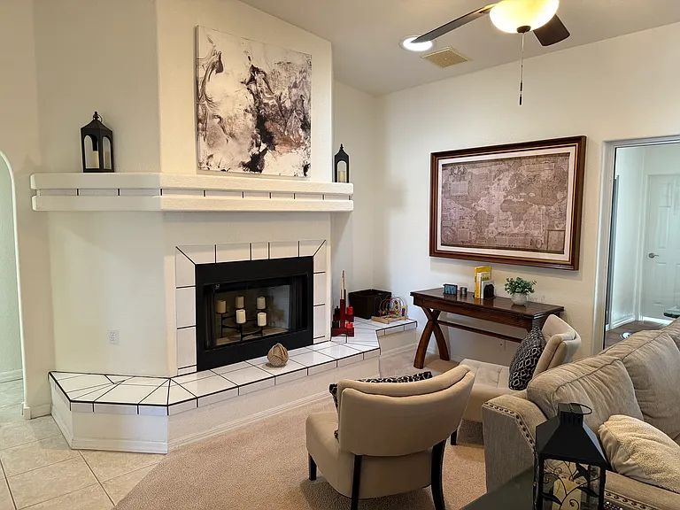Living room 2