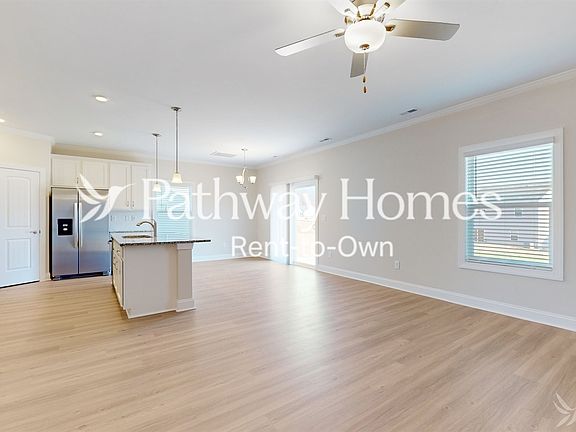 3rd image of 183 Susannah St