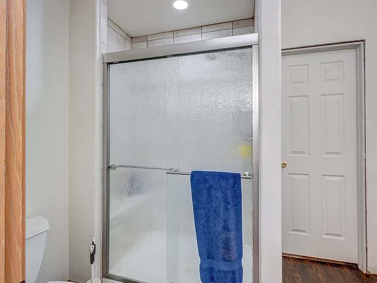 16175 Sandstone Dr — Photo 43