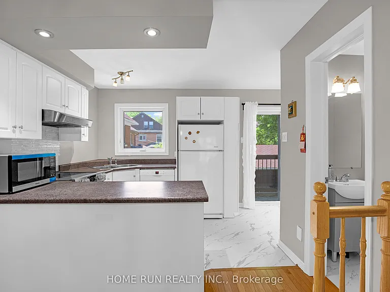 8 Gwynne Ave — Photo 12