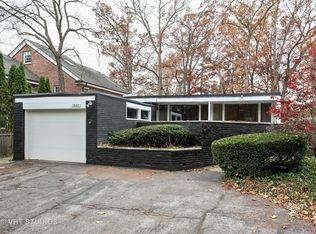 1882 Sunset Rd, Highland Park, IL 60035