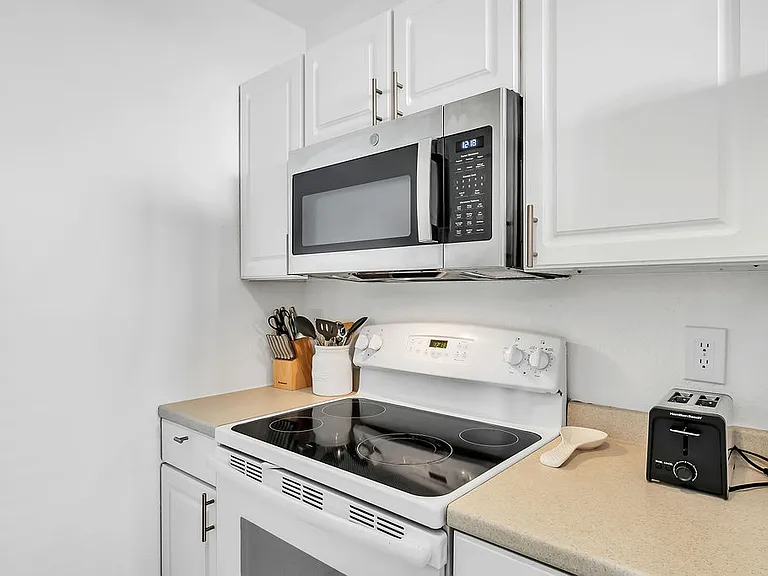 4625 Bayshore Dr #D3 — Photo 15