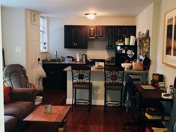 5th image of 2011 Rosewood Ave APT 1