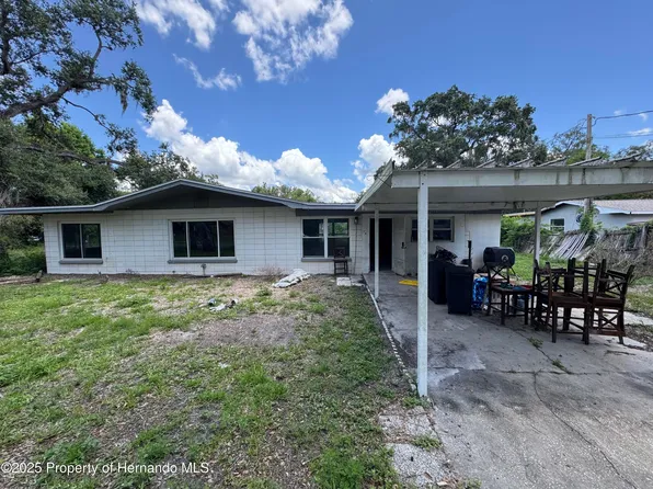 34767 Evergreen Way, Ridge Manor, FL 33523