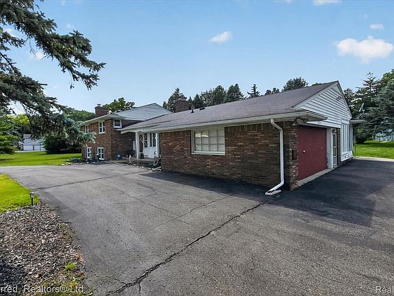 4th image of 22519 Woodrising Ln