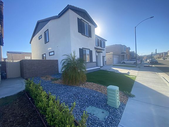 3rd image of 29107 Cosmos Ave