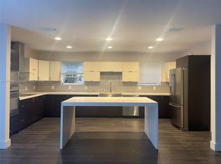 4021 Red Rd, Miami, FL 33155