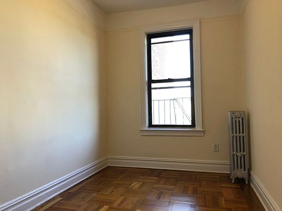 3rd image of 3542 28th St Floor 3