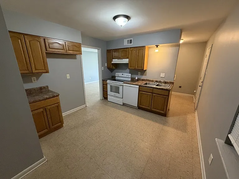 5440 Flowering Peach Dr #5440 — Photo 5