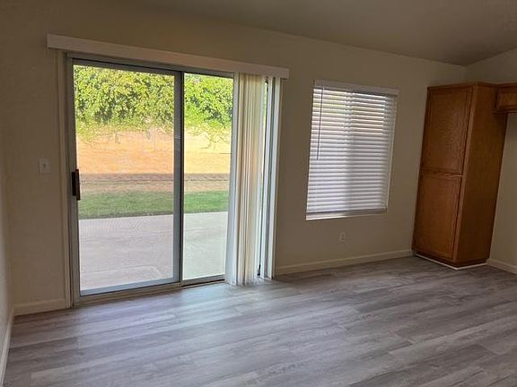 5th image of 1149 Amberhill Ave