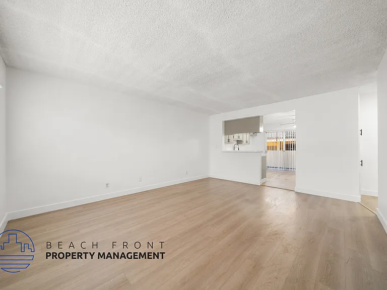 13614 Cordary Ave. — Photo 14