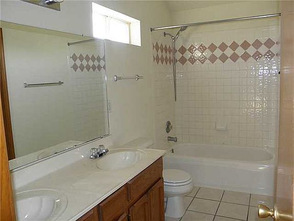 2nd image of 12028 Spire Hill Dr