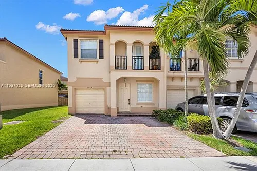 12864 SW 133rd Ter Photo 1
