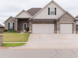 3101 Drake Crest Dr, Edmond, OK 73034