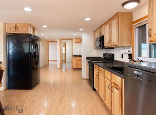 10 Wagner Ct, Three Forks, MT 59752