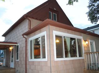 424 Cottonwood St, Grand Forks, ND 58201