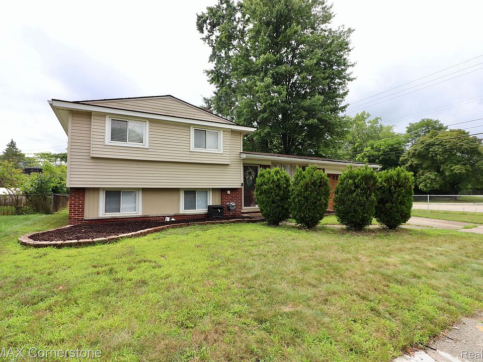 1st image of 37257 Gilchrist St