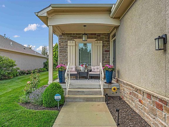 2nd image of 2250 Lake Pointe Dr #1502