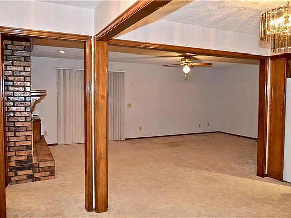 5th image of 8528 SW 36th St
