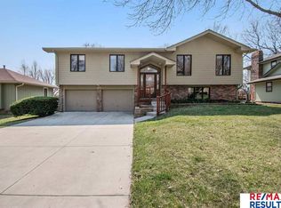 14711 Harvey Oaks Ave, Omaha, NE 68144