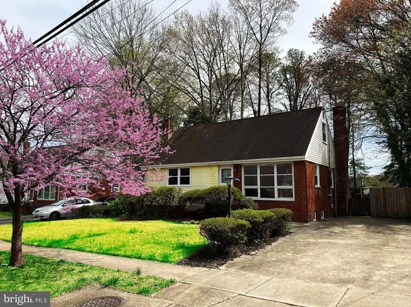 8411 Cathedral Ave, Hyattsville, MD 20784