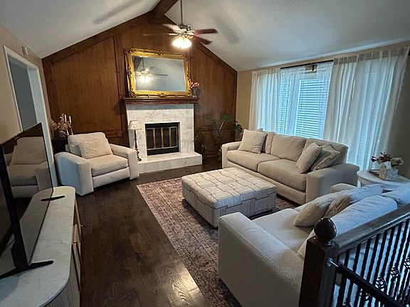 5th image of 11646 Monrovia St