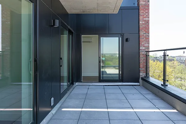 Rented by Nooklyn NYC LLC | media 66