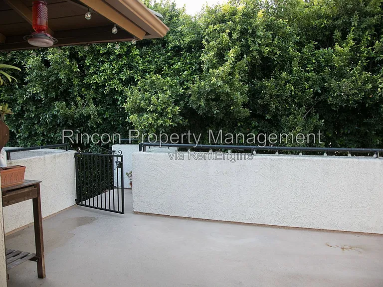 584 Doyle Ln — Photo 4