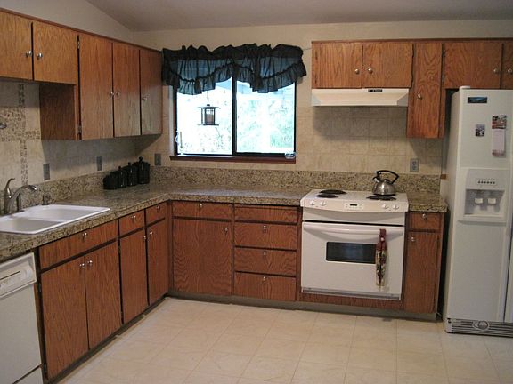 Large country Kitchen