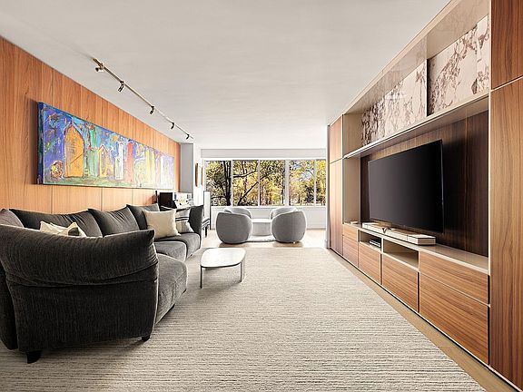 5th image of 210 Central Park S APT 2C