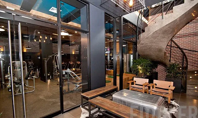 Rented by The KCI Group | media 43