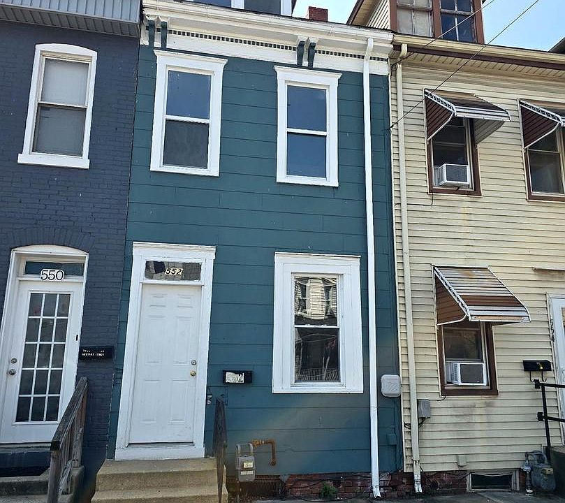 1st image of 552 W Princess St